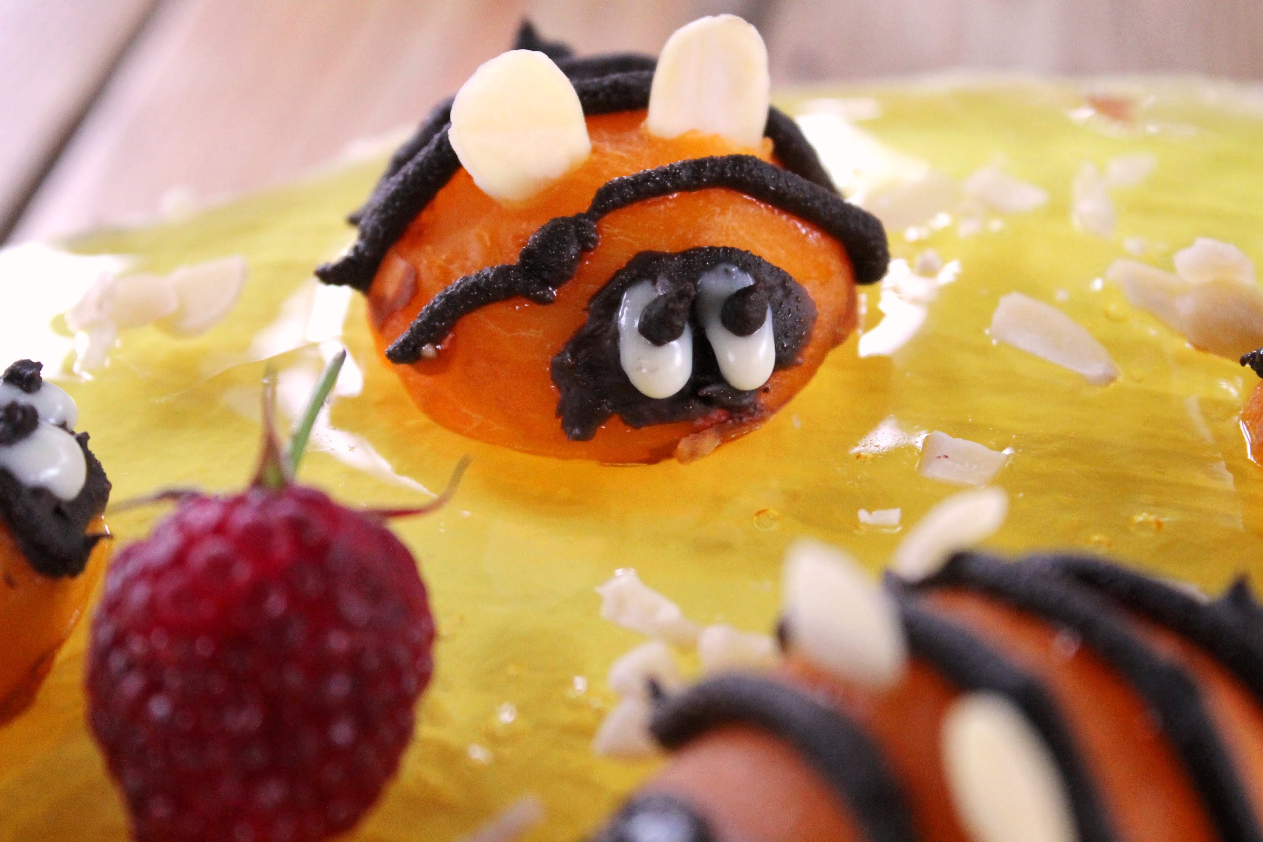 Tort pszczółkowy