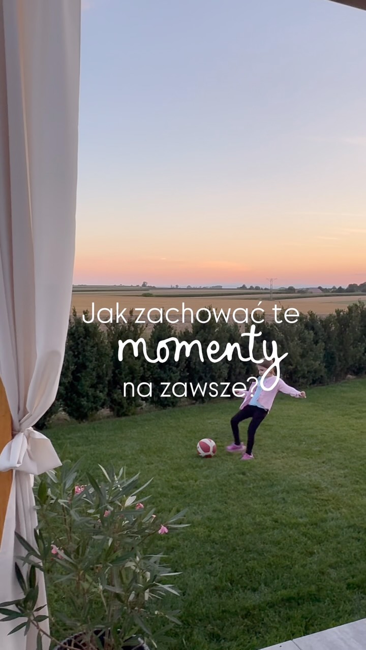[wspolpraca ambasadorska @cewe_pl ]Zdjęcia to mój sposób na pamiętanie 🤎 te z naszego urodzinowego wypadu do Wrocławia wydrukowałam od razu w Fotokiosku CEWE - to retro mini, zdecydowanie moje ulubione :)A wy zachowując „te” momenty na zawsze, pamiętajcie o kodzie KINKA10 robiąc zamówienie na cewe.pl#cewe #wspomnienia #szczesciejestproste